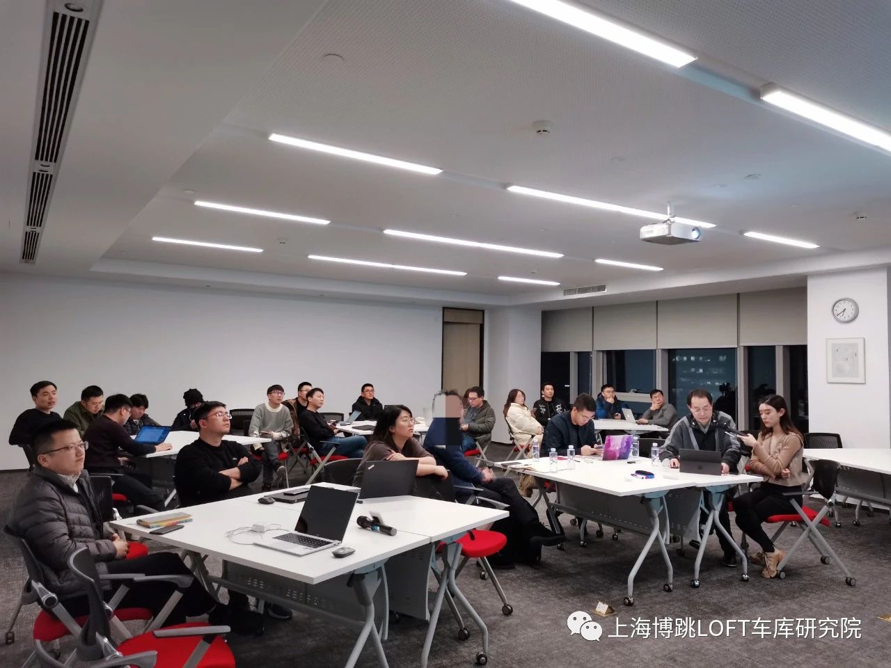 涪陵杭州LOFT车库专题会